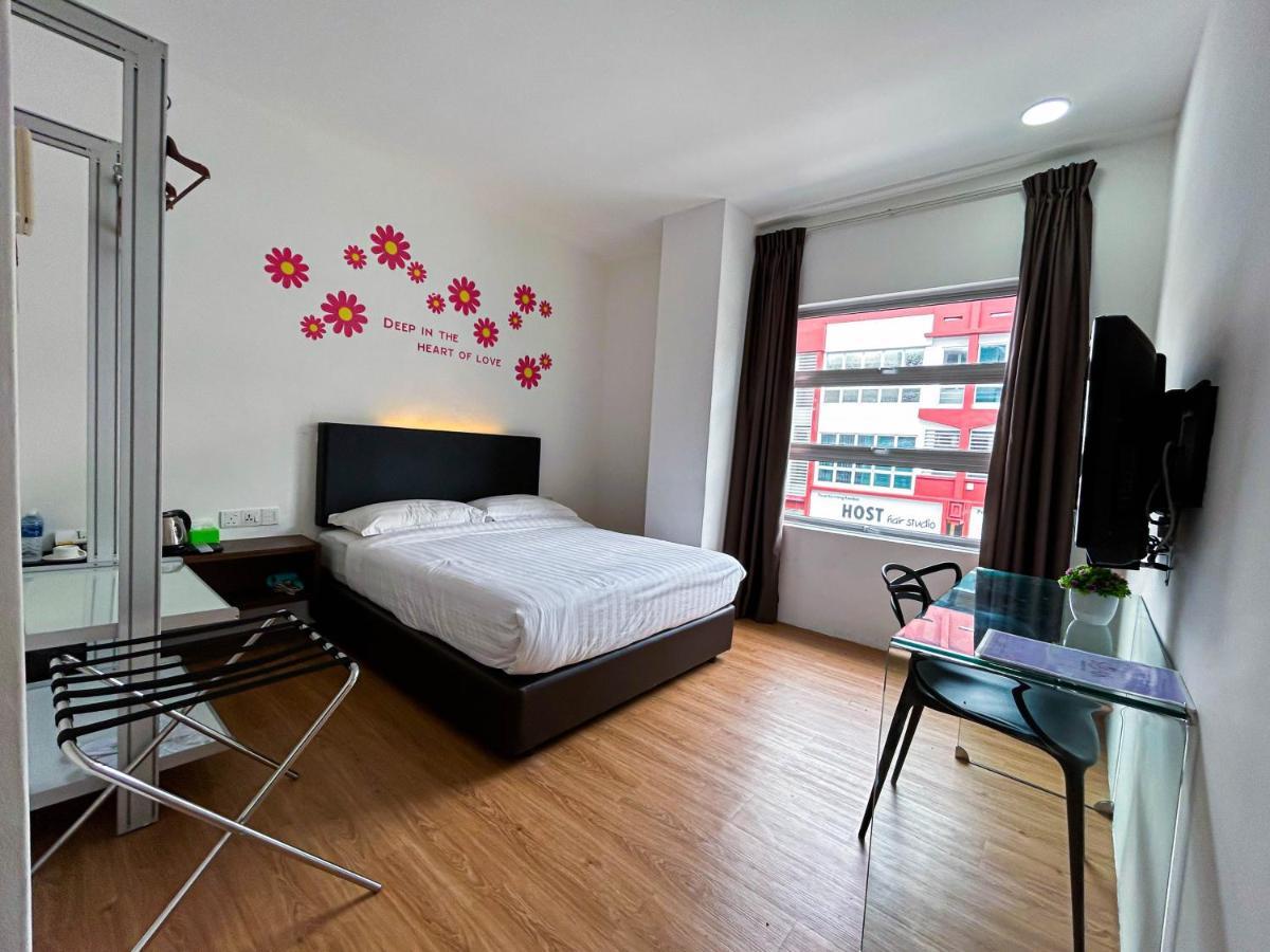 Cel Hotel Skudai Exteriör bild