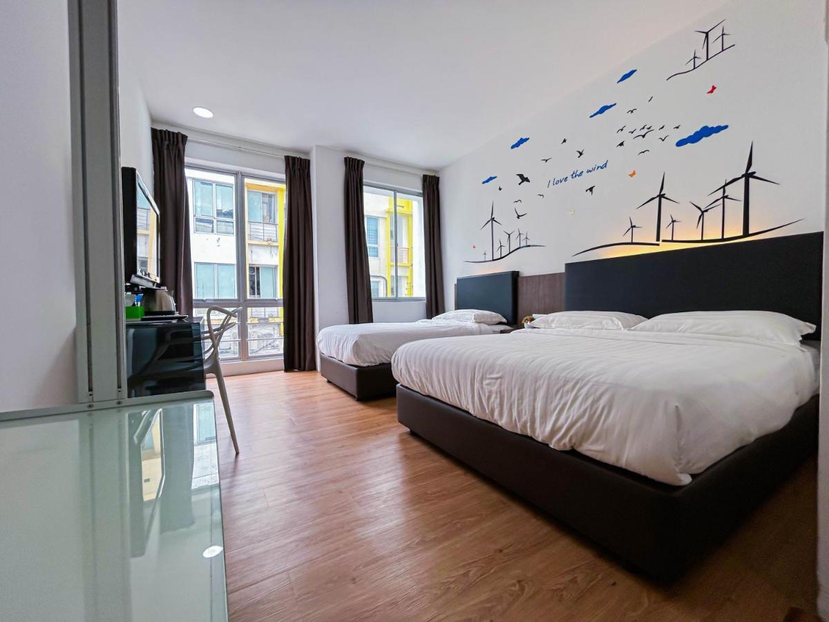 Cel Hotel Skudai Exteriör bild